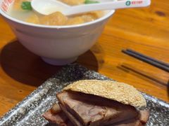 -老天桥酱肉烧饼夹肘子(天桥店)