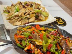 -蘑统田下·野生菌火锅