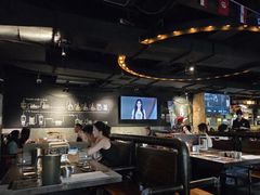 -麦凯伦烧烤·精酿超级工厂店(金桥总店)