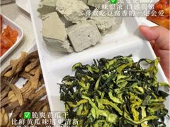 -龍歌自助小火锅(市南金茂湾店)