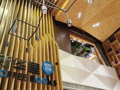 -新华里咖啡书吧(新华书店小寨店)