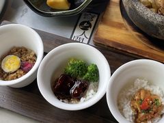 -穹六人间 people 6(岳阳路店)