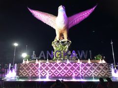-巨鹰广场