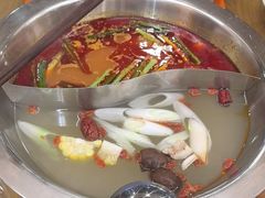 -黔哆哆地摊酸汤火锅(清湖店)