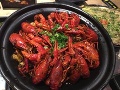 -何师烧烤Pro ·江湖川菜·小龙虾·精酿(太古里旗舰店)