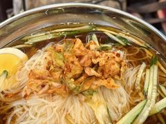 -韩风烤牛肉冷面店