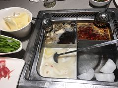 -海底捞火锅(关山保利店)