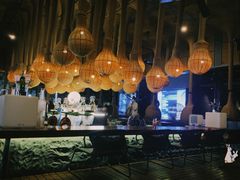 店内布置-半山半岛洲际度假酒店-沙滩吧