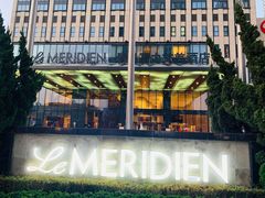 -青岛富力艾美酒店