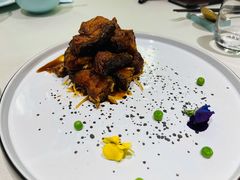 本帮熏鱼-蝶园·装修中(BFC外滩金融中心店)