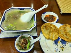 -老山记海城馅饼大酒店(振兴小区店)