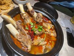 -沪小胖小龙虾(淮海中路旗舰店)