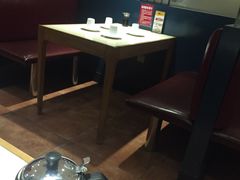 卡座-岳姥姥饺子(泺文路店)