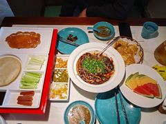 -荷塘秋月·本帮江浙菜(国权路店)