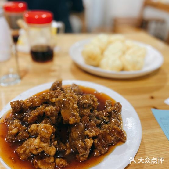 白塔桥饭店