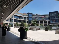 -浦江城市生活广场(江月路店)