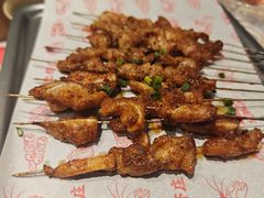 -肥肥虾庄·金牌油焖大虾(汉街SKP店)