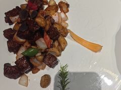 -皇冠明珠鱼翅楼(水上公园店)