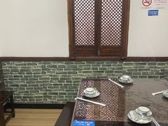 -唔呶喔哩酒家(生产街店)