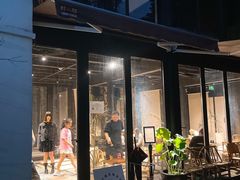 门面-Metal hands·铁手咖啡