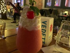 草莓代其利-COMMUNE幻师(花园道店)