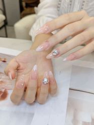 -七彩虹美甲美睫 半永久
