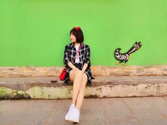 -百里峡七彩艺术小镇