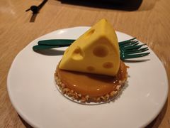 -星巴克(西藏路店)