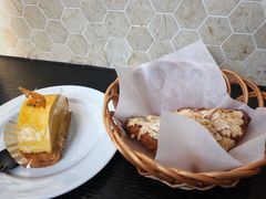 杏仁羊角-麦田工坊(月湖店)