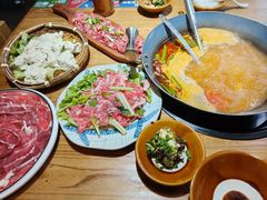 -贵厨酸汤牛肉(小十字店)