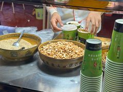 -清真老马家国华牛奶鸡蛋醪糟(正宁路店)