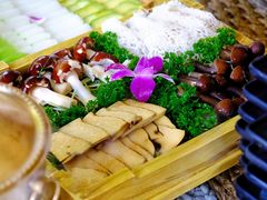 -慢丽江·云南野生菌土鸡锅(付家庄店)