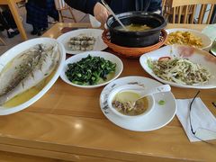 -品鲜村农家菜·阳澄湖大闸蟹(总店)