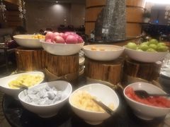 -东华假日酒店自助餐