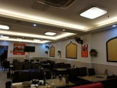 大堂-清真·玛丽亚新疆菜主题餐厅(浙江中路店)