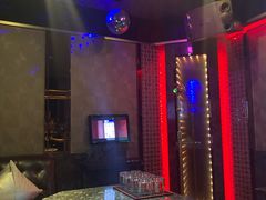 -好乐迪(张扬路八佰伴店)