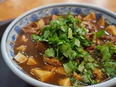 卤煮火烧-门框胡同百年卤煮(新街口店)