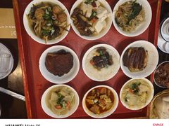 -蓝田九大碗民俗食府(蓝田店)