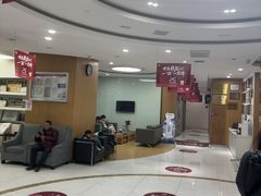 -雅悦齿科(顾村公园店)