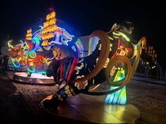 -淄博花灯齐彩城