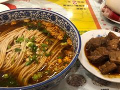 -古井假日酒店-古井面馆•淮上豆府(长江东路店)