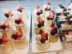 -花花卷卷·鲜食蛋糕(静安久光百货店)