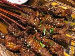 红柳条羊肉串-霄汉羊排(万松园一店)
