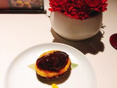 一口鲍鱼酥-三号黄浦会Canton Table