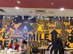 -麦当劳(汉口火车站候车室店)