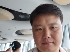 -广州塔卢特斯法国旋转餐厅