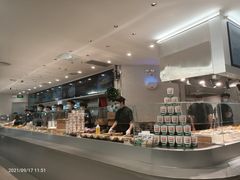 -老乡鸡(上海白玉兰广场店)
