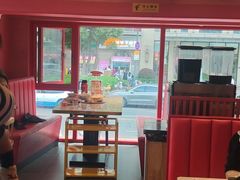 -何师傅美蛙鱼头(汉街店)