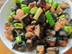 -芦茨金富饭庄·25年老字号·专做稻草鸡