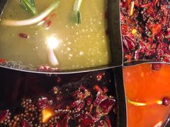 -白乐天毛肚火锅馆(解放碑店)